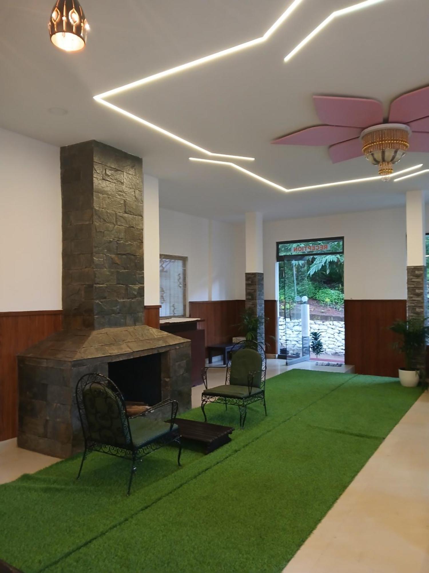 Ayur Mount Resort & Spa Munnar Exterior photo